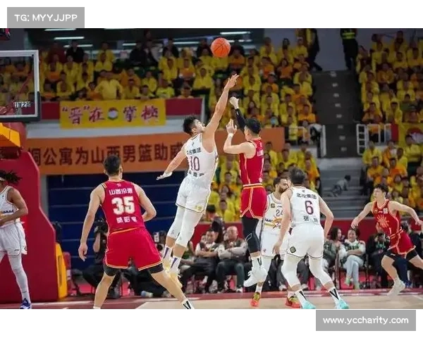 CBA首笔大交易落定黑马继续补强国手内线重返老东家开启新篇章 CBA首笔大交易落定黑马继续补强国手内线重返老东家开启新篇章